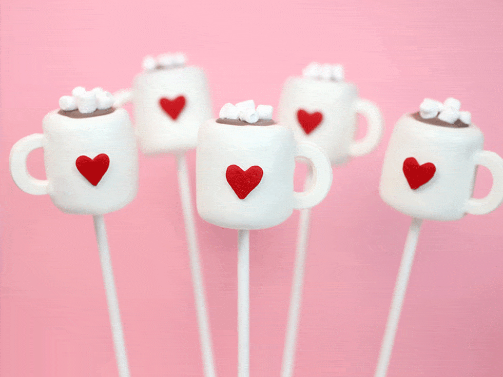 Cute Cake Pops Stock Photo - Download Image Now - Buffet, Cake Pop, Candy -  iStock