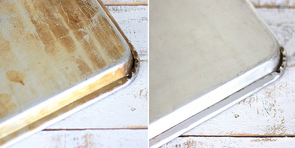 How to Clean Cookie Sheets - Tidy Time Saver