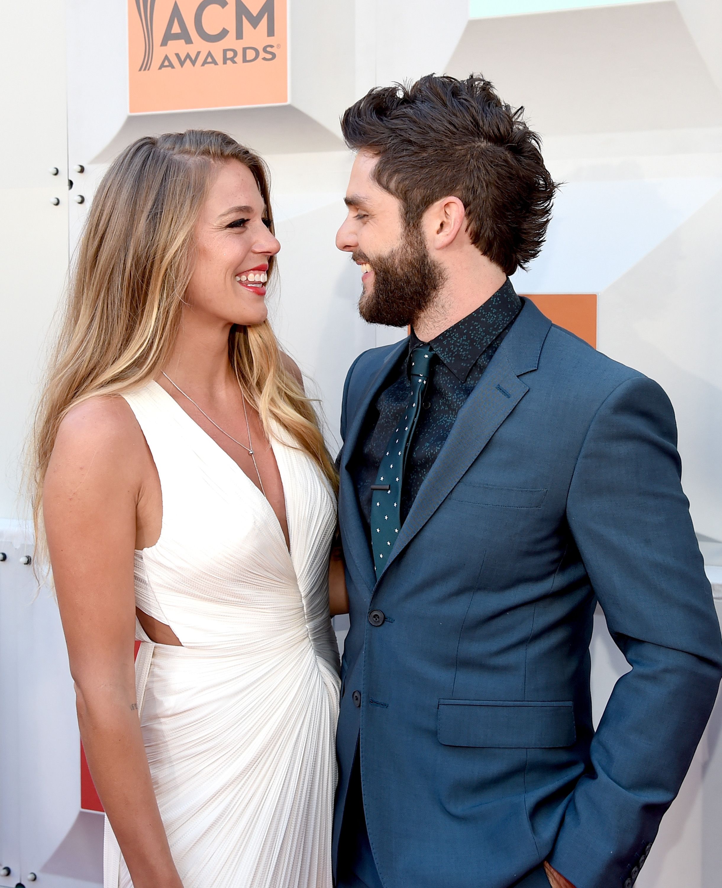 All About Thomas Rhett and Wife Lauren Akinss Marriage and Kids
