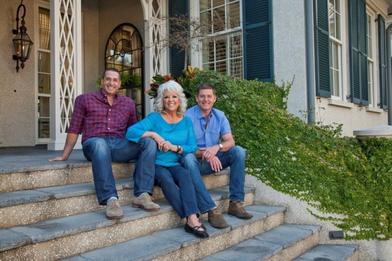 Paula Deen's Former Savannah Home Sells for Record Price – Robb Report