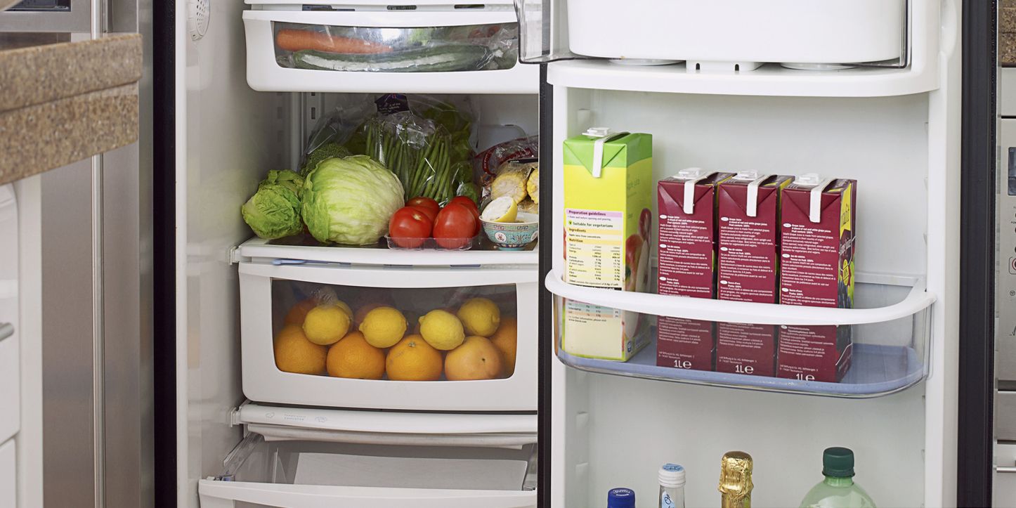 https://hips.hearstapps.com/countryliving/assets/17/27/1499283998-refrigerator-drawers-index1.jpg