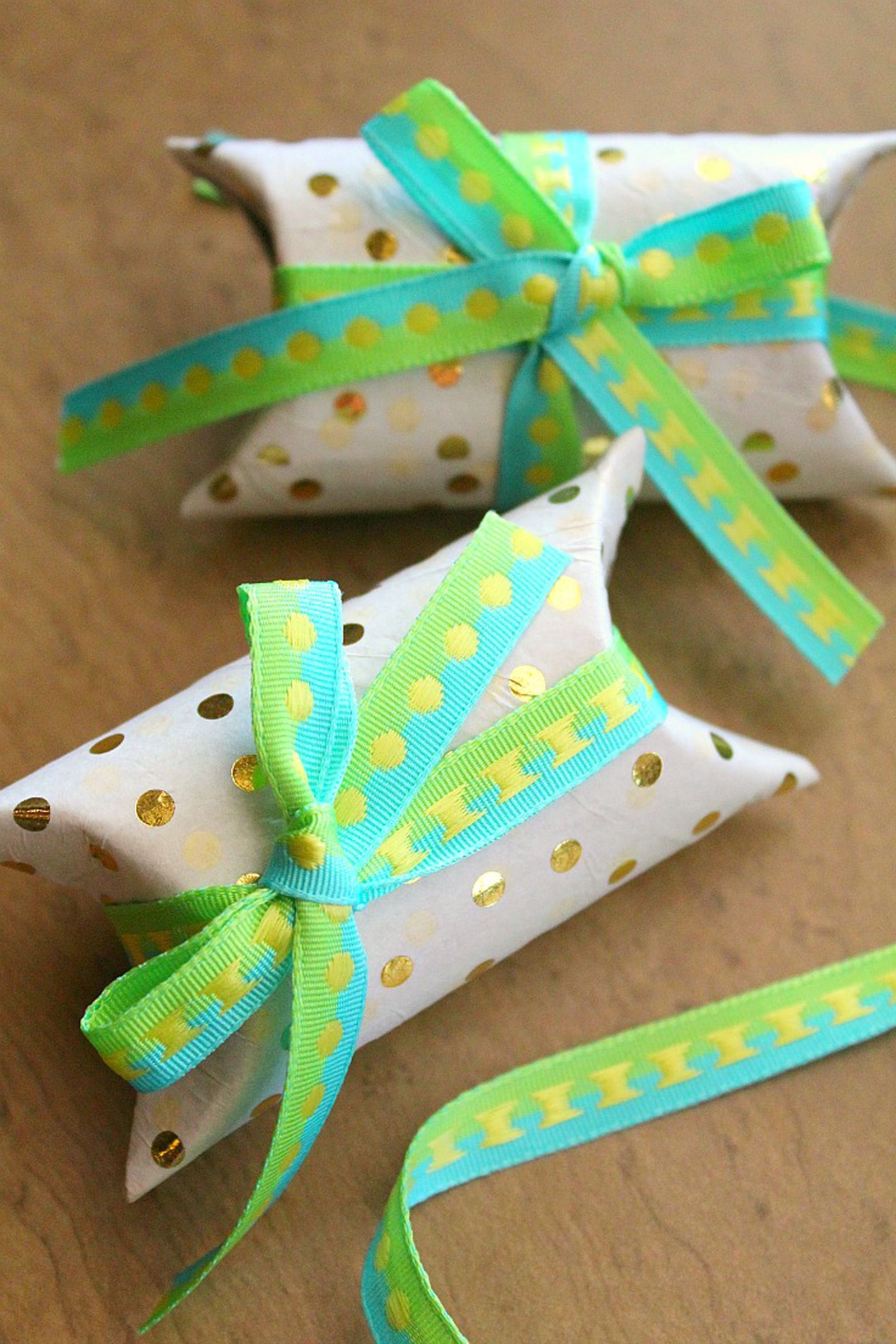 Toilet Paper Roll Crafts {Easy Craft Ideas with Toilet Paper Rolls} - all  crafty things