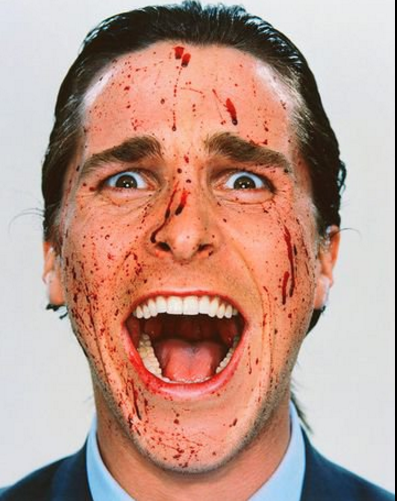 <p>克里斯汀貝爾Christian Bale在《美國殺人魔American Psycho》中，飾演精神異常的變態殺手。</p><p>超級經典的變態殺人新美學片！！！ </p><p>白天是年輕多金的有為青年，晚上則變成了喪心病狂的殺人魔，如此具有挑戰性的角色，還被《娛樂周刊》評價貝爾出演的《美國殺人魔American Psycho》為「影史上最具創造性的角色」</p><p>而推薦給大家當然還有一個原因，片中會出現很多裸露健美肌肉的鏡頭啦！！！</p>