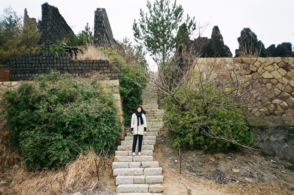 Stairs, Walking, Stone wall, Ruins, Historic site, Ancient history, Path, 
