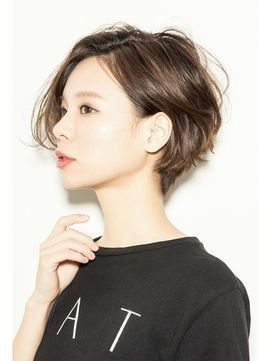 Clothing, Ear, Lip, Brown, Hairstyle, Chin, Forehead, Shoulder, Eyebrow, Style, 
