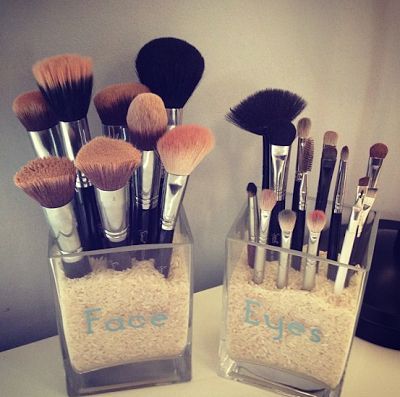 Product, Brush, Beauty, Lavender, Cosmetics, Paint brush, Makeup brushes, Collection, Paint, Personal care, 