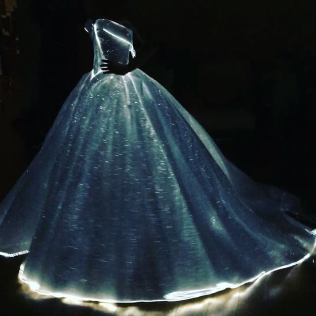 Darkness, Bridal accessory, Electric blue, Cobalt blue, Costume design, Gown, Costume accessory, Wedding dress, Fictional character, Haute couture, 