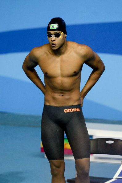 Swimmer, Goggles, Shoulder, Swim cap, Joint, Standing, Human leg, Sportswear, Chest, Elbow, 