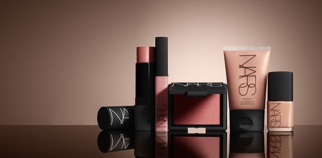 Brown, Tints and shades, Lipstick, Magenta, Cosmetics, Tan, Peach, Rectangle, Still life photography, Cylinder, 