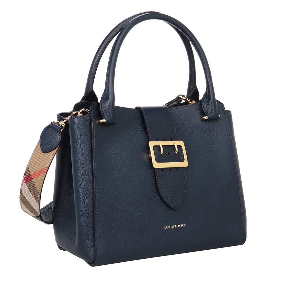 Product, Bag, White, Fashion accessory, Style, Luggage and bags, Shoulder bag, Beauty, Fashion, Handbag, 