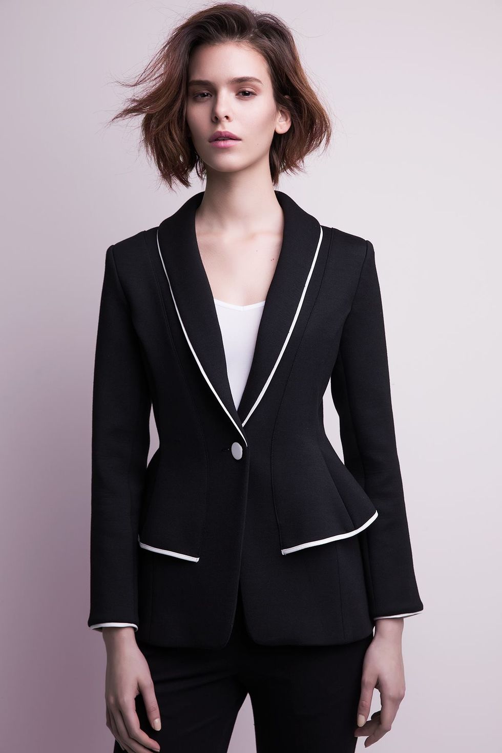 Sleeve, Collar, Shoulder, Joint, Standing, Outerwear, Style, Fashion model, Blazer, Fashion, 