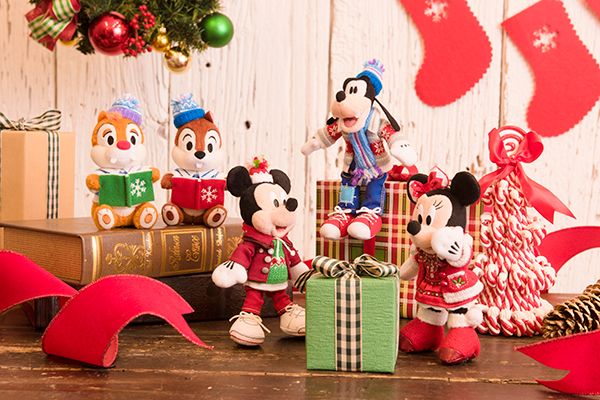 Toy, Holiday, Carmine, Christmas, Christmas decoration, Fictional character, Ornament, Baby toys, Christmas eve, Tartan, 