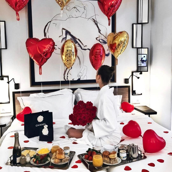 Red, Room, Interior design, Furniture, Valentine's day, Table, Heart, Balloon, 