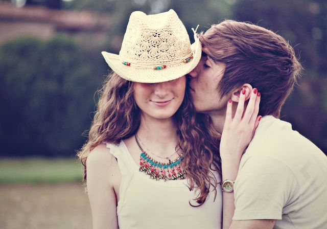 Clothing, Hat, Mouth, Lip, Happy, People in nature, Fashion accessory, Facial expression, Summer, Jewellery, 