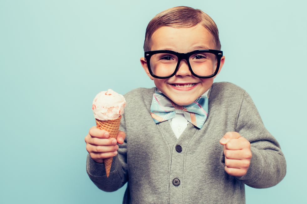 Finger, Thumb, Glasses, Hand, Smile, Photography, Gesture, Thumbs signal, Dairy, Ice cream, 