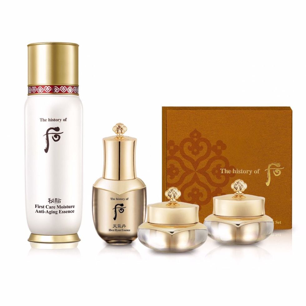 Perfume, Product, Skin, Beauty, Metal, Skin care, Cosmetics, Spray, Fluid, 