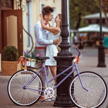 Bicycle, Photograph, Bicycle wheel, Bicycle part, People, Vehicle, Snapshot, Bicycle handlebar, Bicycle accessory, Beauty, 
