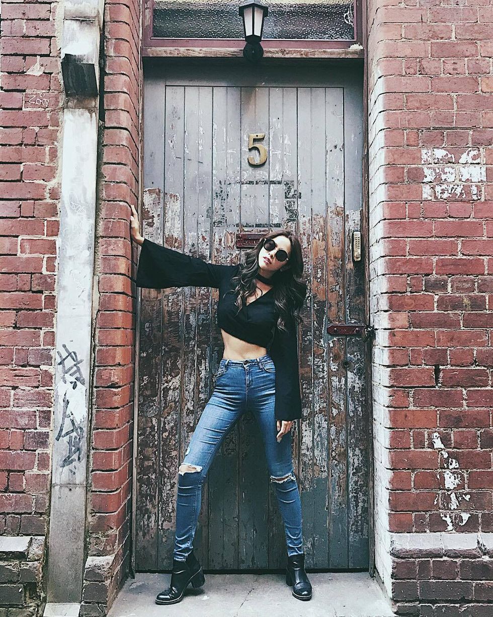 Brickwork, Brick, Wall, Standing, Jeans, Denim, Cool, Door, Textile, Street fashion, 