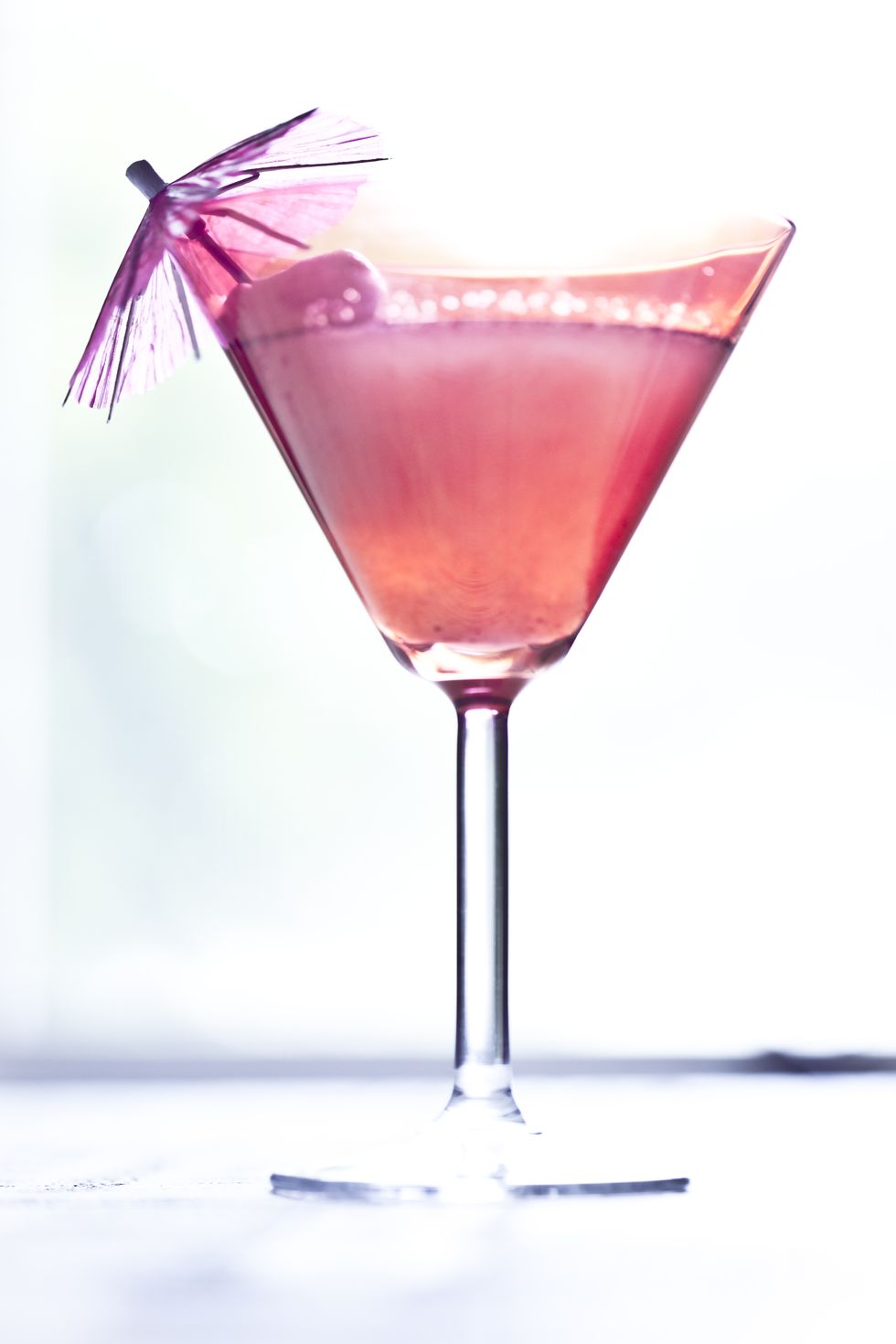 Drink, Martini glass, Alcoholic beverage, Cocktail, Non-alcoholic beverage, Classic cocktail, Woo woo, Distilled beverage, Martini, Pink lady, 