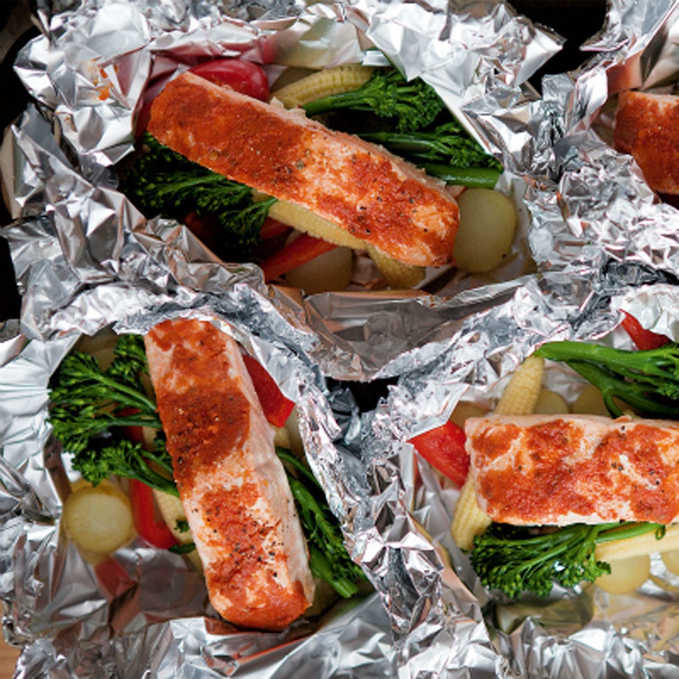 Food, Cuisine, Ingredient, Tableware, Dish, Produce, Garnish, Leaf vegetable, Foil, Recipe, 