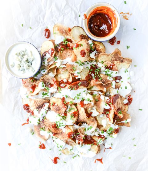 homemade potato chips with sriracaha bbq sauce and greek yogurt blue cheese