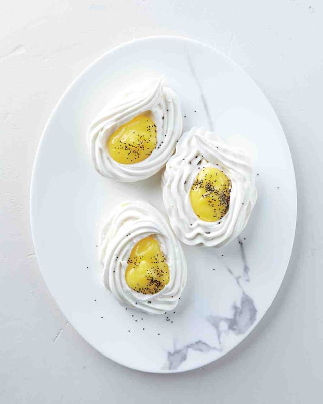 Egg-Shaped Meringue Nests These meringue nests are perfect for Easter!