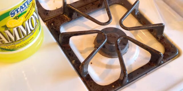 Logo, Gas stove, Gas, Kitchen appliance accessory, Circle, Stove, Kitchen utensil, Kitchen appliance, Steel, Kitchen stove, 