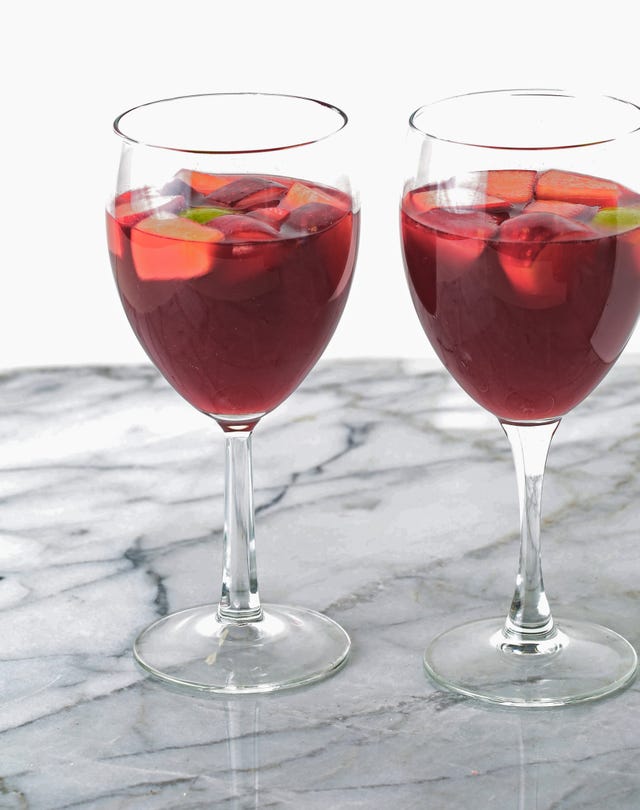 Fluid, Liquid, Glass, Stemware, Drinkware, Drink, Alcoholic beverage, Red, Tableware, Barware,