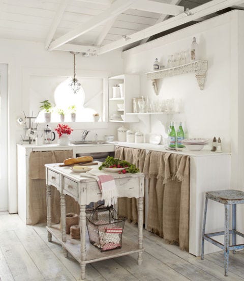 Room, Interior design, Floor, White, Ceiling, Light fixture, Table, Interior design, Flooring, Chandelier, Room, Interior design, Floor, White, Ceiling, Light fixture, Table, Interior design, Flooring, Chandelier,