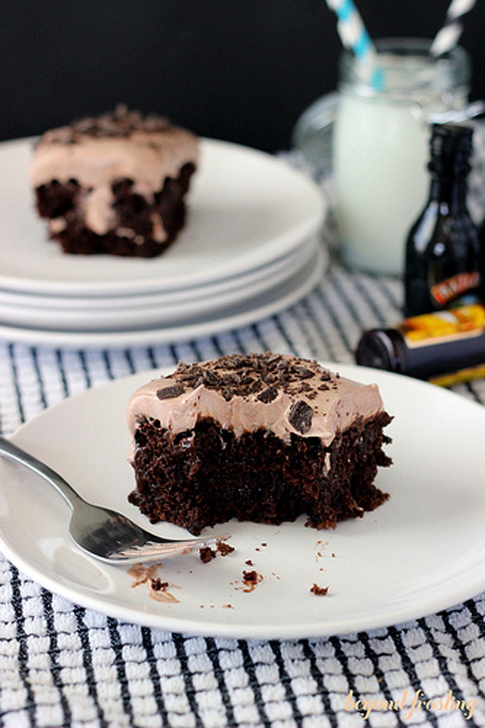 mudslide poke cake