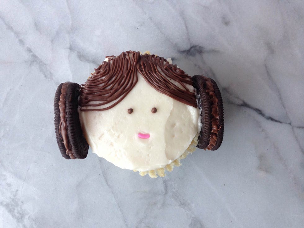 princess leia cupcakes