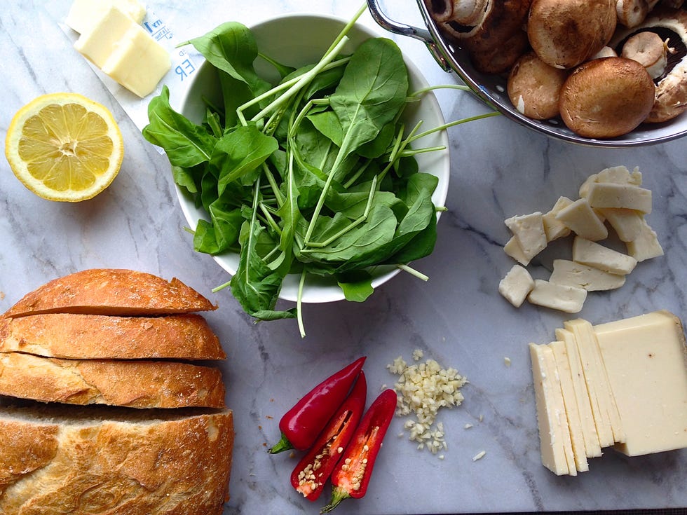 Skillet cheesy bread ingredients
