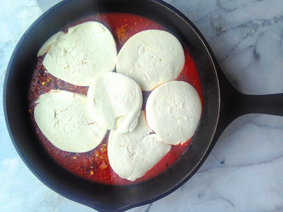 Baked Mozzarella with Tomato Sauce