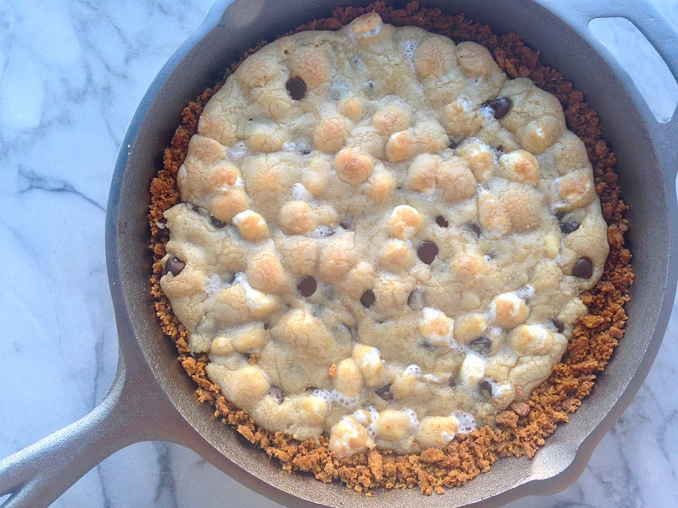 Baked cookie