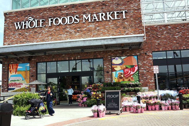 Commercial building, Flowerpot, Retail, Advertising, Bicycle wheel, Floristry, Banner, 