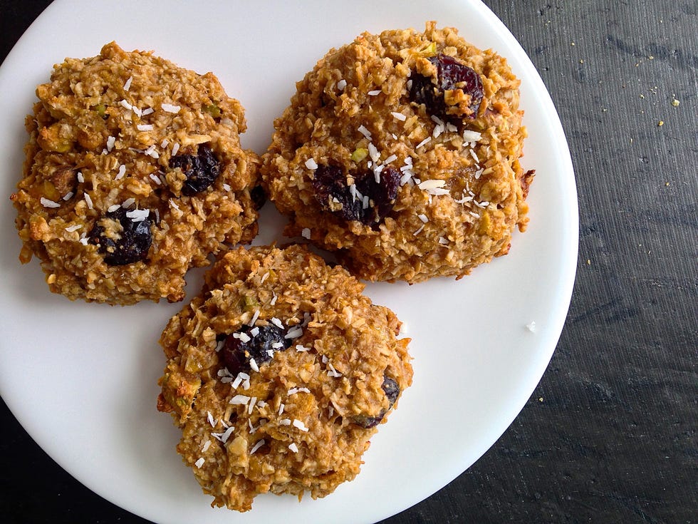breakfast cookies plated