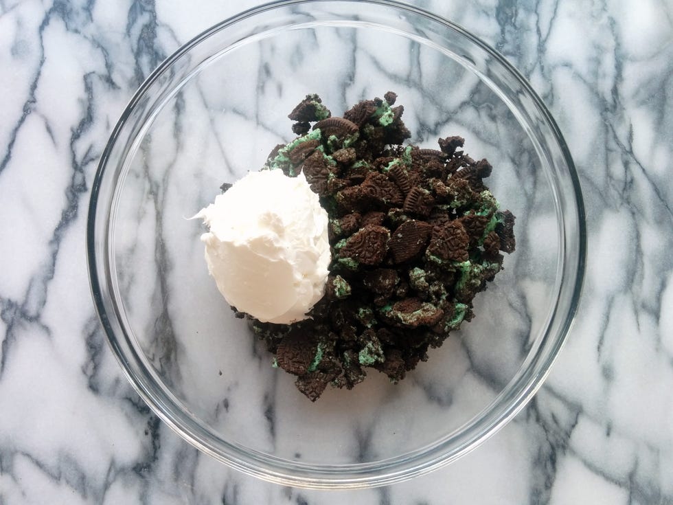 Delish - No-Bake Oreo Truffles - Mashed Oreos