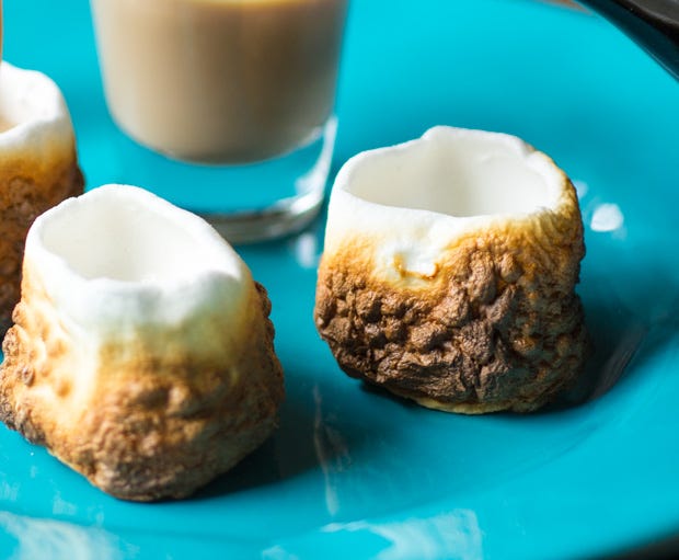 Food, Ingredient, Dish, Recipe, Serveware, Eggnog, Dessert, Plant milk, Dairy, Cream liqueur, 