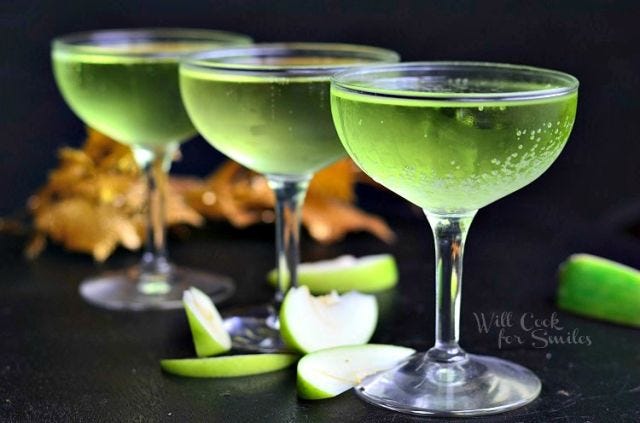 Sour-Apple-Champagne-Cocktail-2-from-willcookforsmiles.com-cocktail-champagne