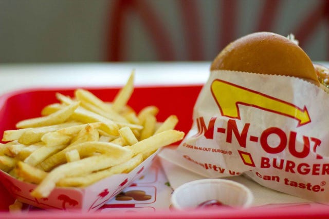 Food, Fried food, Finger food, French fries, Fast food, Bun, Side dish, Dish, Cuisine, Snack, 