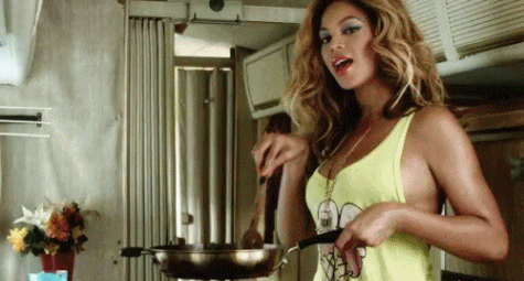 Mouth, Hairstyle, Shoulder, Sleeveless shirt, Cooking, Cookware and bakeware, Blond, Kitchen utensil, Chest, Gas stove, 