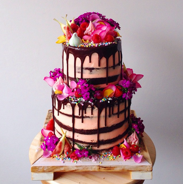 How to decorate cakes using fresh flowers and a ganache "drip" effect like Katherine Sabbath