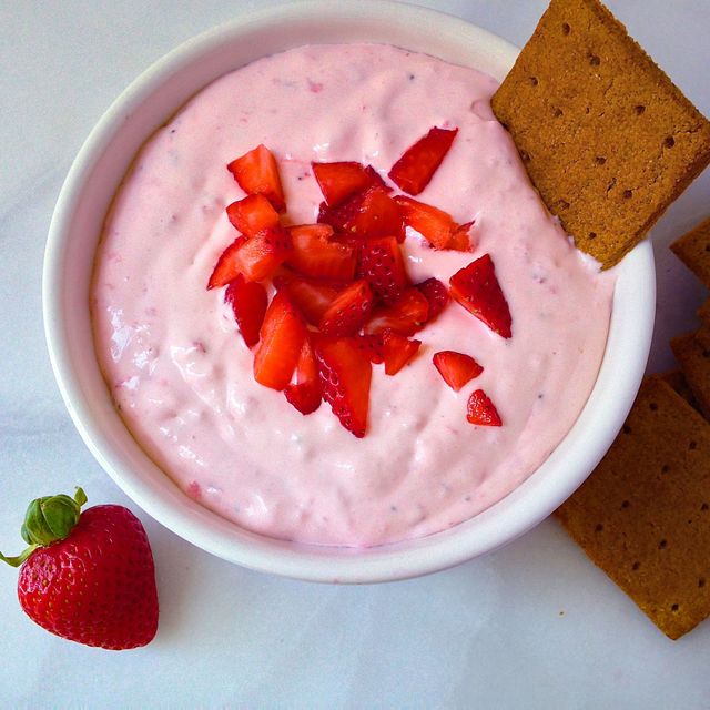 Strawberry Cheesecake Dip - Delish.com, How To Make Cheesecake Dip ...