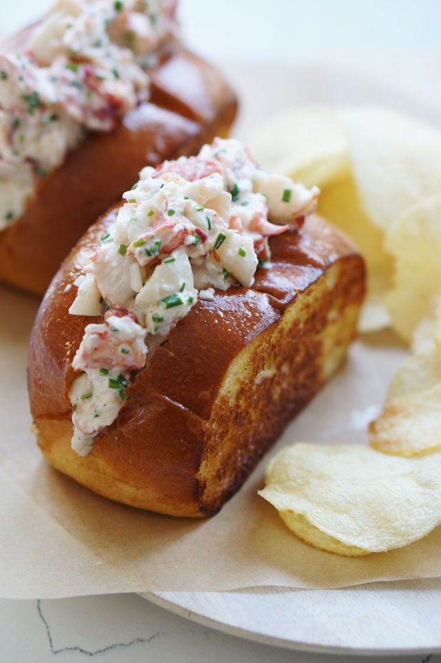 lobster roll honestlyyum