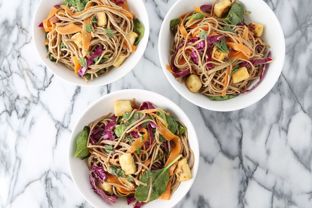 Noodles with Carrots, Spinach, and Cabbage Mint-image