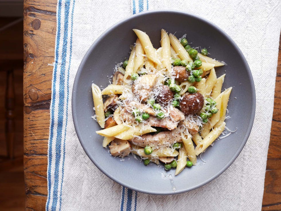 Dish, Food, Cuisine, Penne, Ingredient, Karedok, Meat, Produce, Italian food, Staple food, 