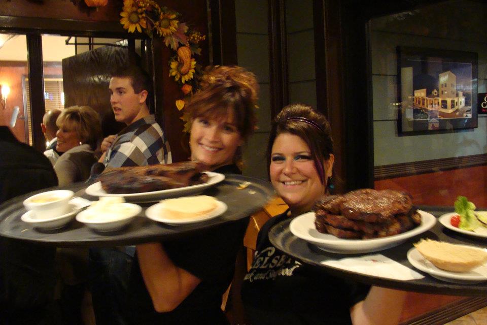 Cuisine, Dishware, Food, Serveware, Meal, Dish, Plate, Tableware, Finger food, Recipe, 