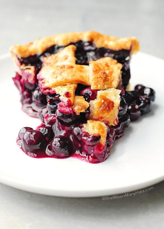 19 Easy Blueberry Desserts - Fresh Blueberry Dessert Recipes - Delish.com