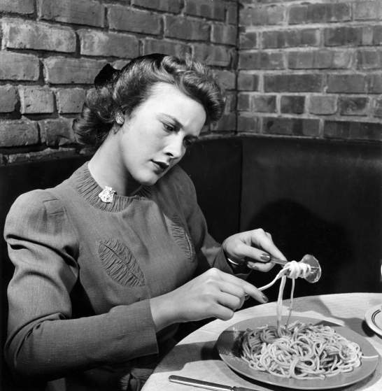 Cuisine, Food, Dishware, Tableware, Meal, Style, Brick, Noodle, Dish, Plate, 