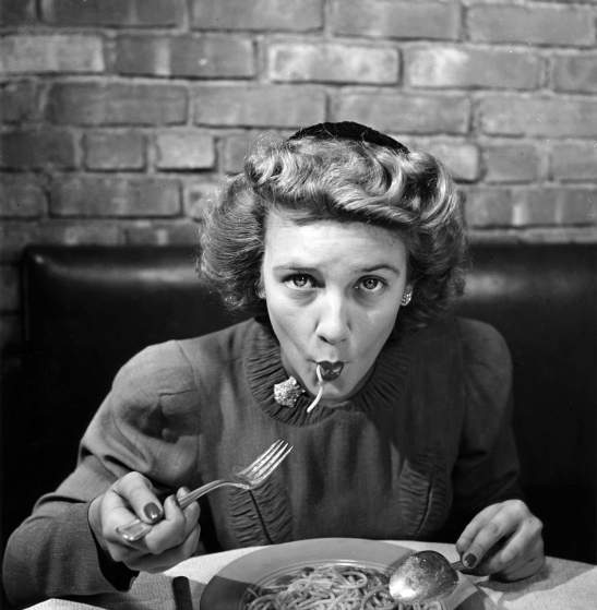 Serveware, Brick, Tableware, Sitting, Kitchen utensil, Monochrome, Spoon, Food craving, Eating, Plate, 